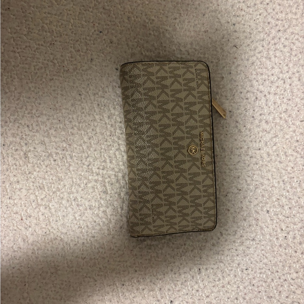Michael Kors Tan Wallet